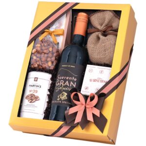 Kosz prezentowy Czekoladowa Fantazja – kartonowe pudełko z winem Surente Chocolate, pastą orzechową i migdałami