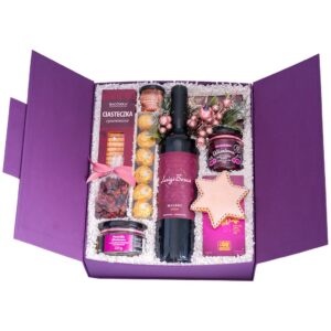 Kosz świąteczny Świąteczna Słodycz – kartonowe pudełko z winem Luigi Bosca Malbec, Ferrero Rocher i piernikiem